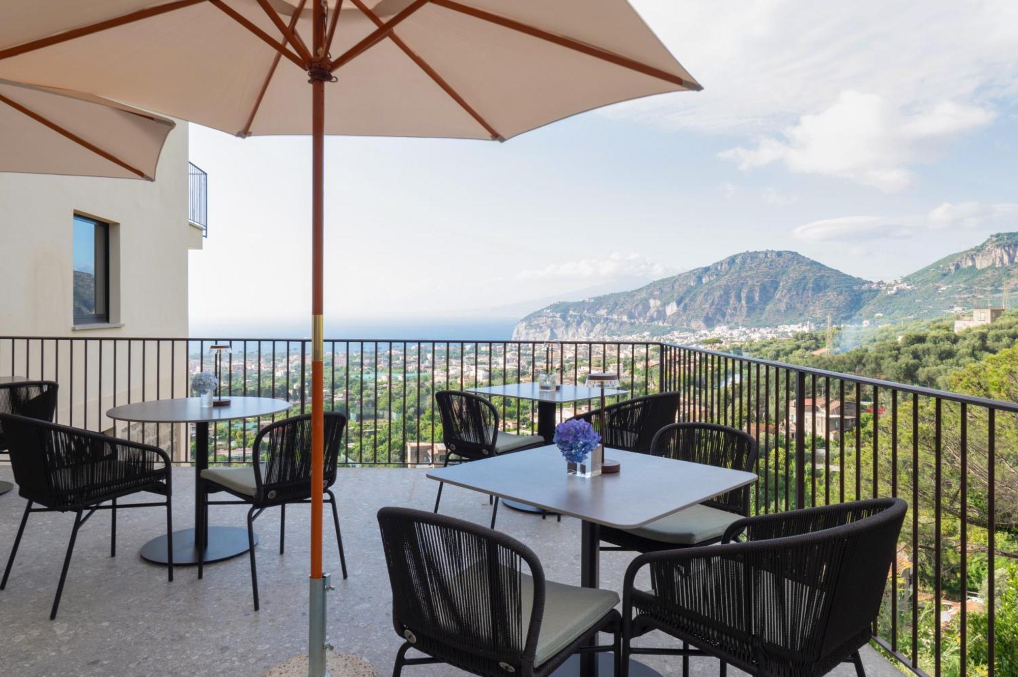 Caruso Sea View Hotel Sorrento Exterior foto